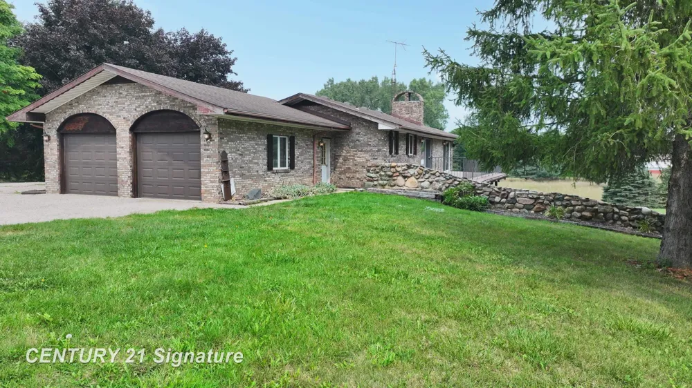 2995 Lyons Road Caledonia Charter Township, MI 48867