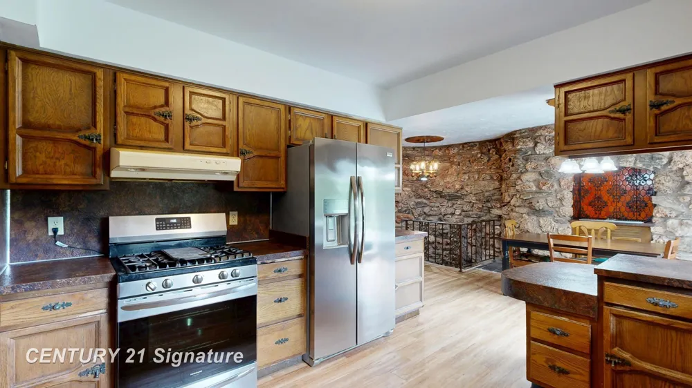 2995 Lyons Road Caledonia Charter Township, MI 48867