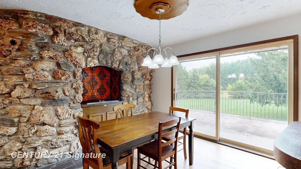 2995 Lyons Road Caledonia Charter Township, MI 48867