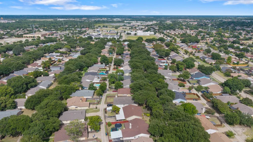 2825 Pinewood Drive Garland, TX 75044