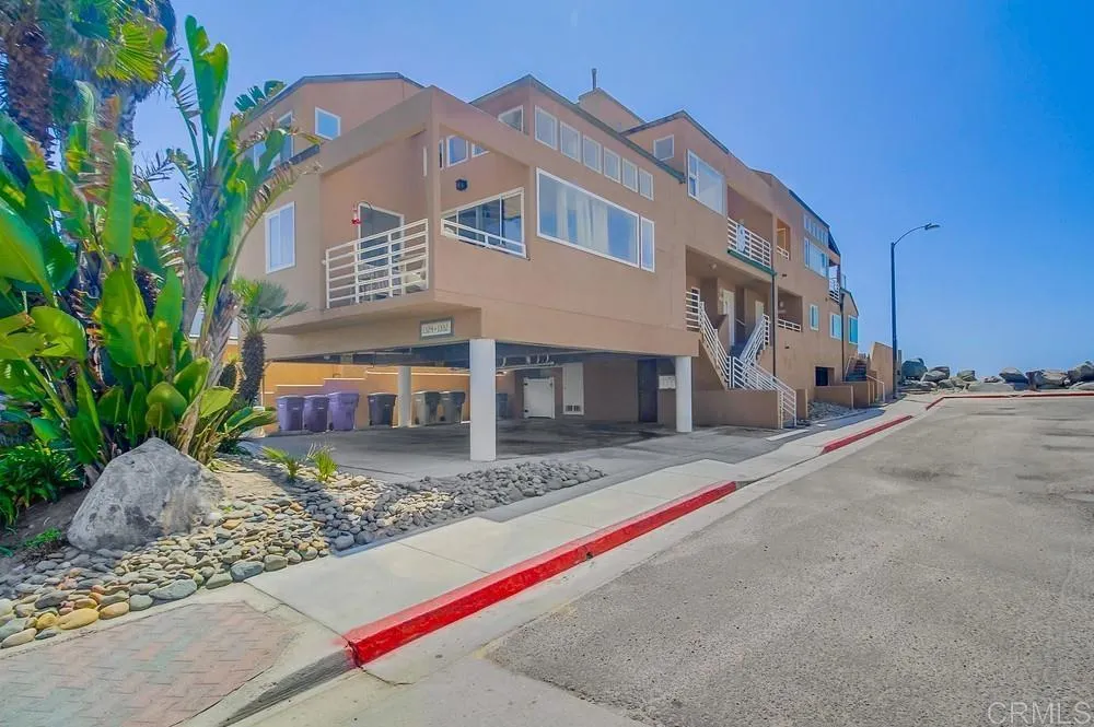 1326 Seacoast Drive Imperial Beach, CA 91932