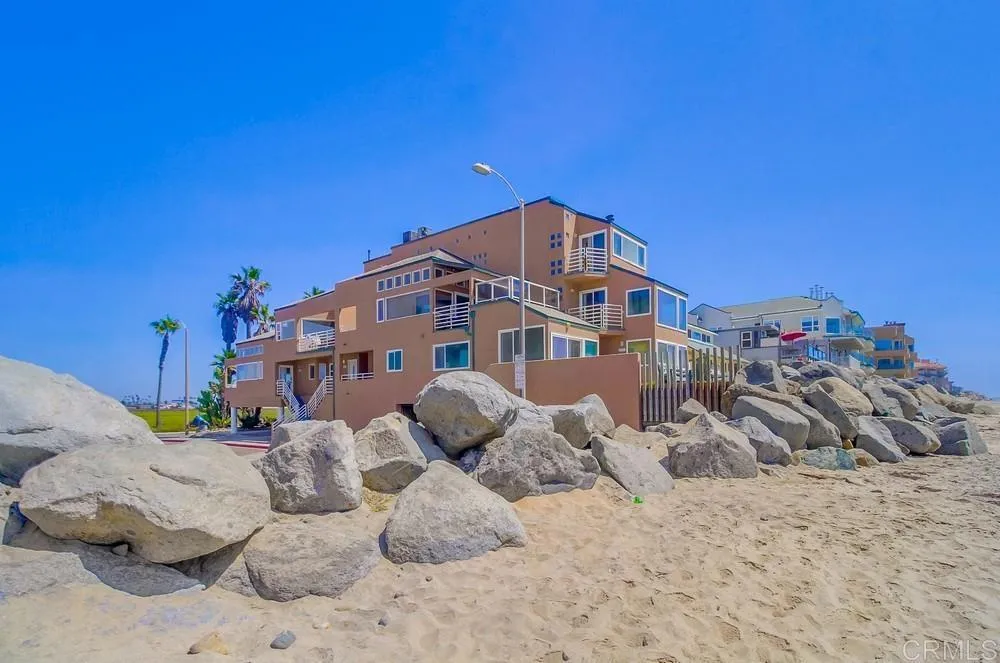 1326 Seacoast Drive Imperial Beach, CA 91932