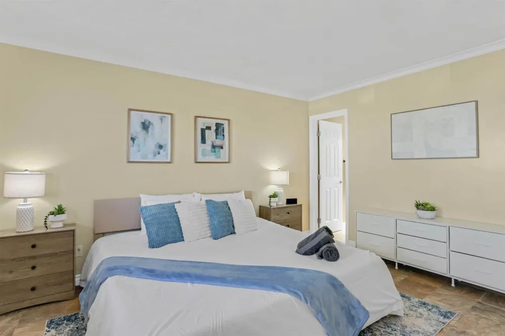 1326 Seacoast Drive Imperial Beach, CA 91932
