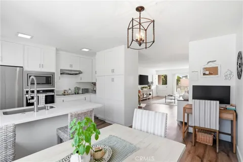 1228 Rutland #6