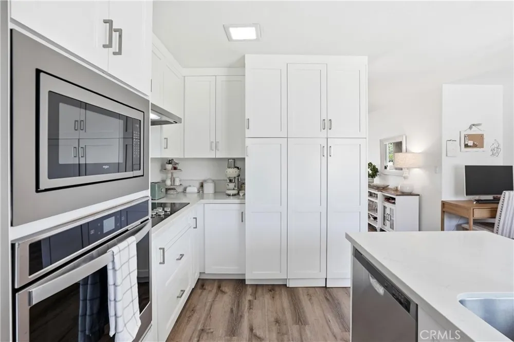 1228 Rutland #6 Newport Beach, CA 92660