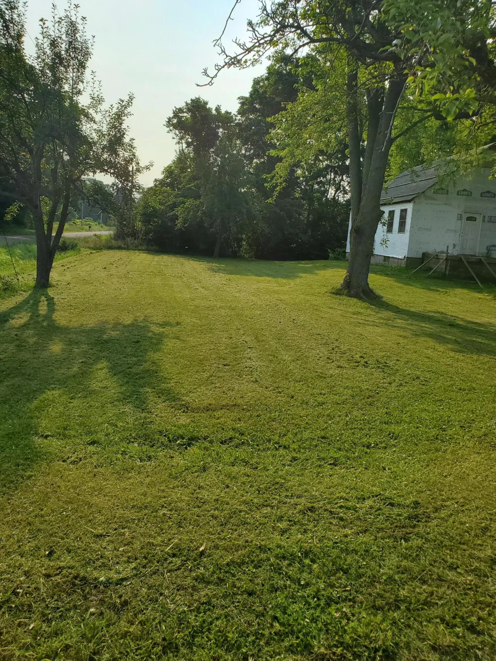 2286 Highland Avenue Benton Harbor, MI 49022