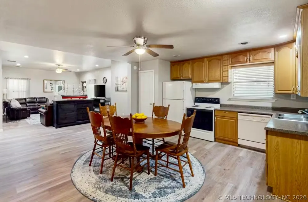 9152 Stone Brook Drive Kingston, OK 73439