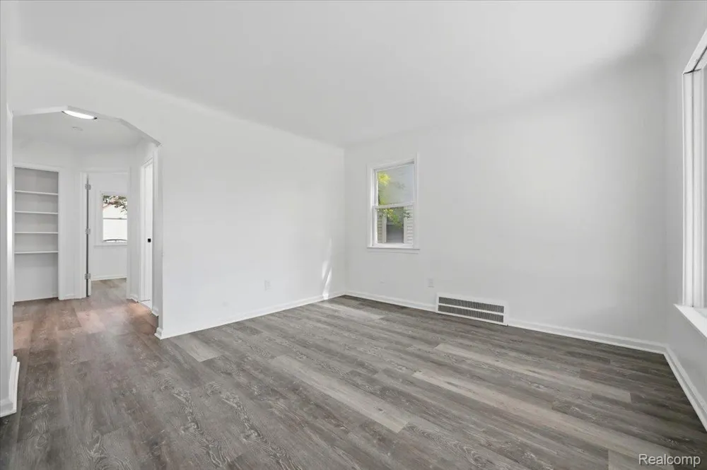 2978 Bailey Avenue Lincoln Park City, MI 48146