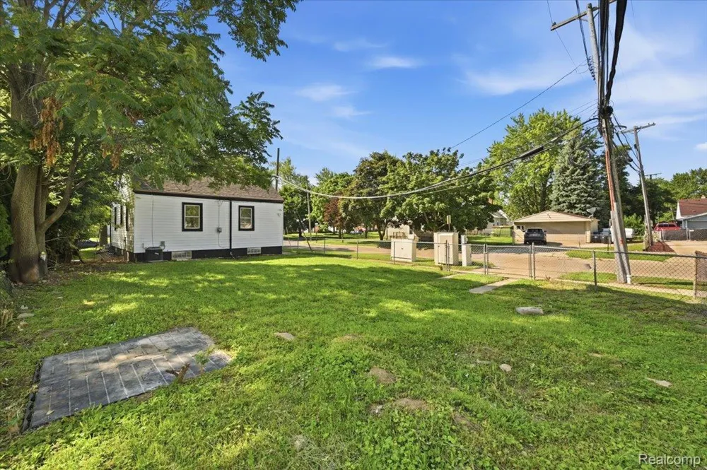 2978 Bailey Avenue Lincoln Park City, MI 48146