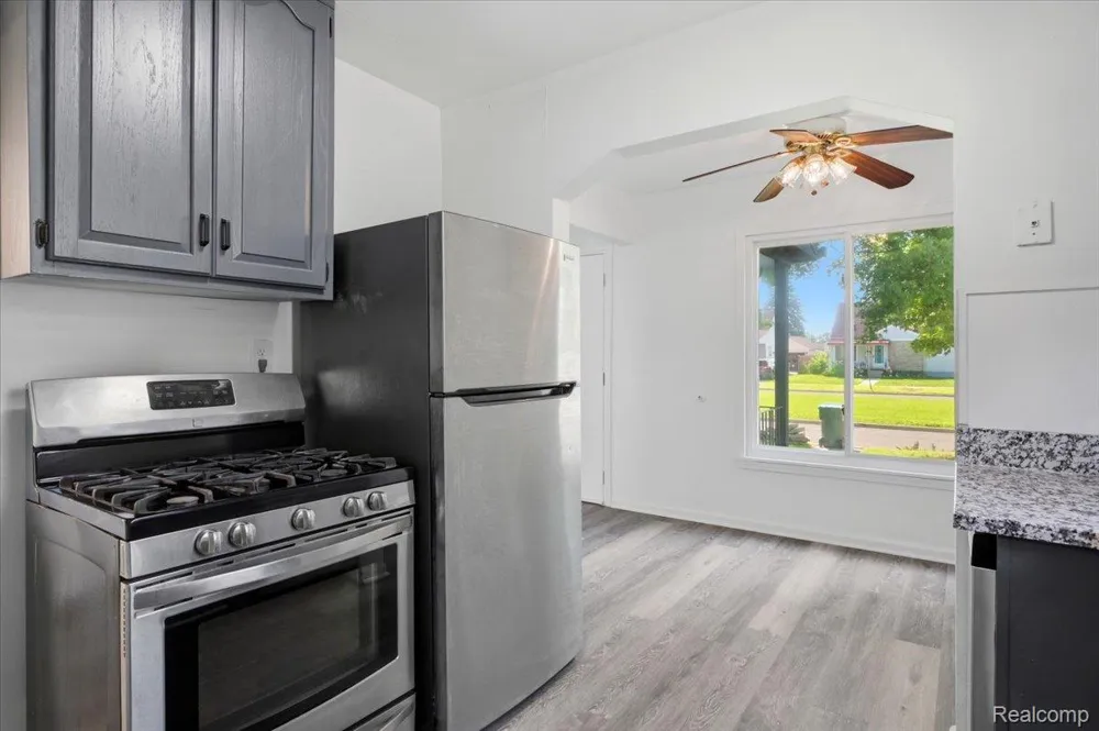 2978 Bailey Avenue Lincoln Park City, MI 48146