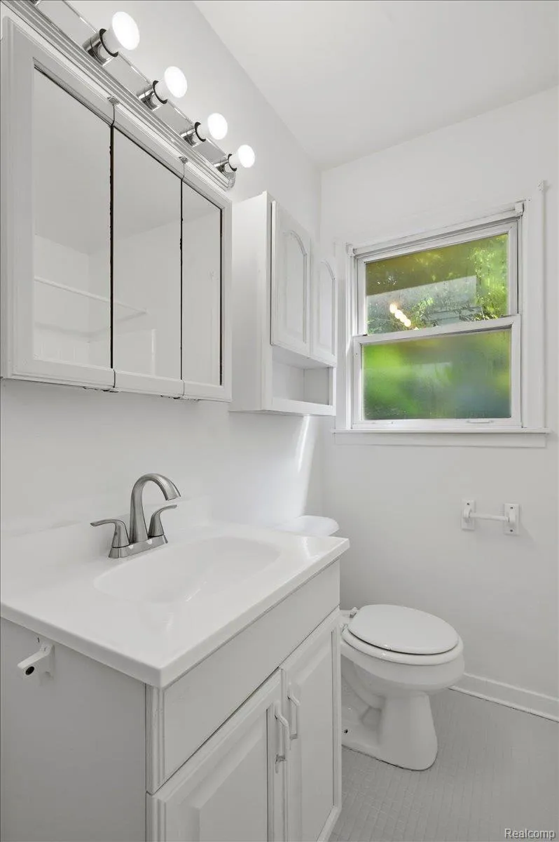 2978 Bailey Avenue Lincoln Park City, MI 48146