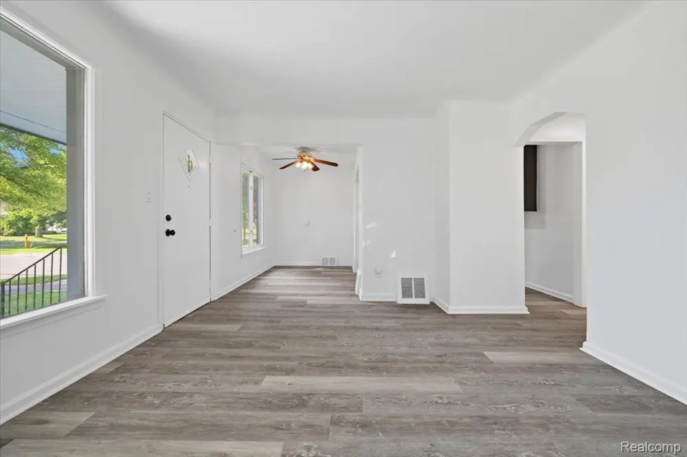 2978 Bailey Avenue Lincoln Park City, MI 48146