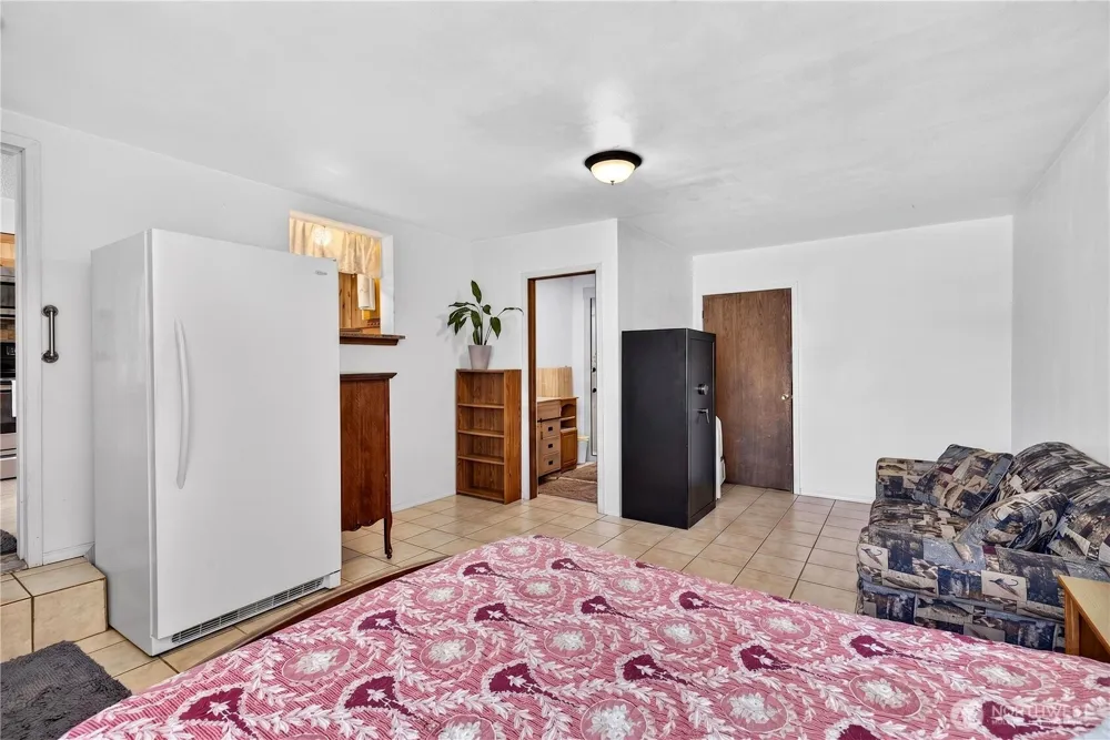 301 Arrowhead Place SW Mattawa, WA 99349