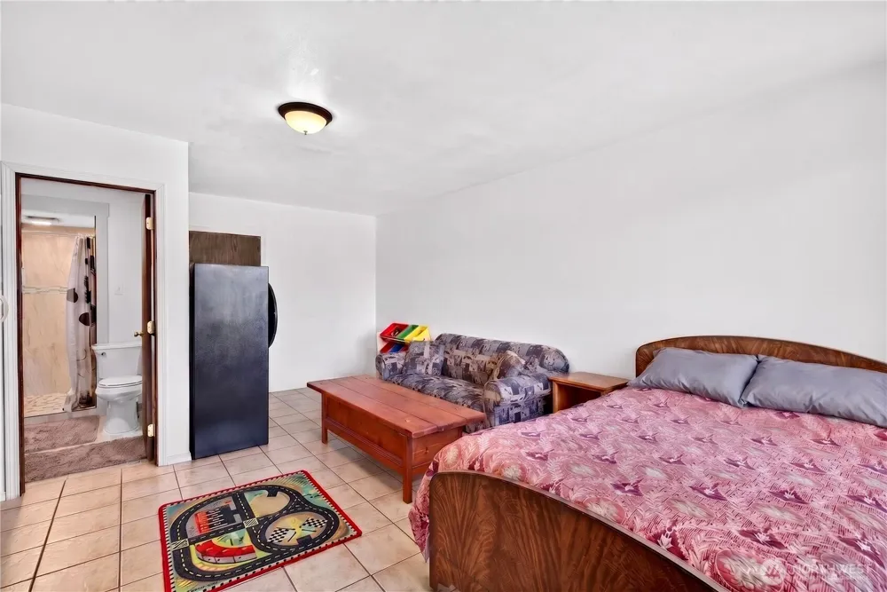 301 Arrowhead Place SW Mattawa, WA 99349