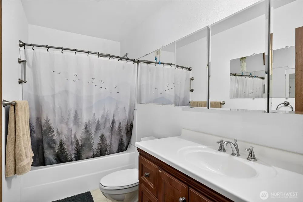 301 Arrowhead Place SW Mattawa, WA 99349