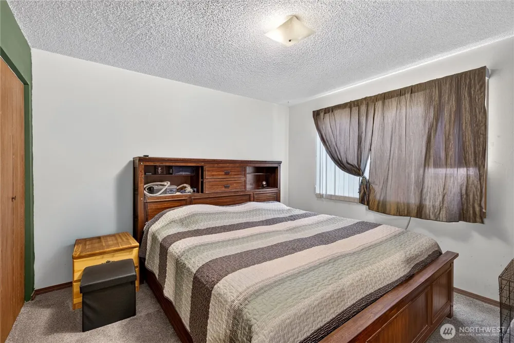 301 Arrowhead Place SW Mattawa, WA 99349