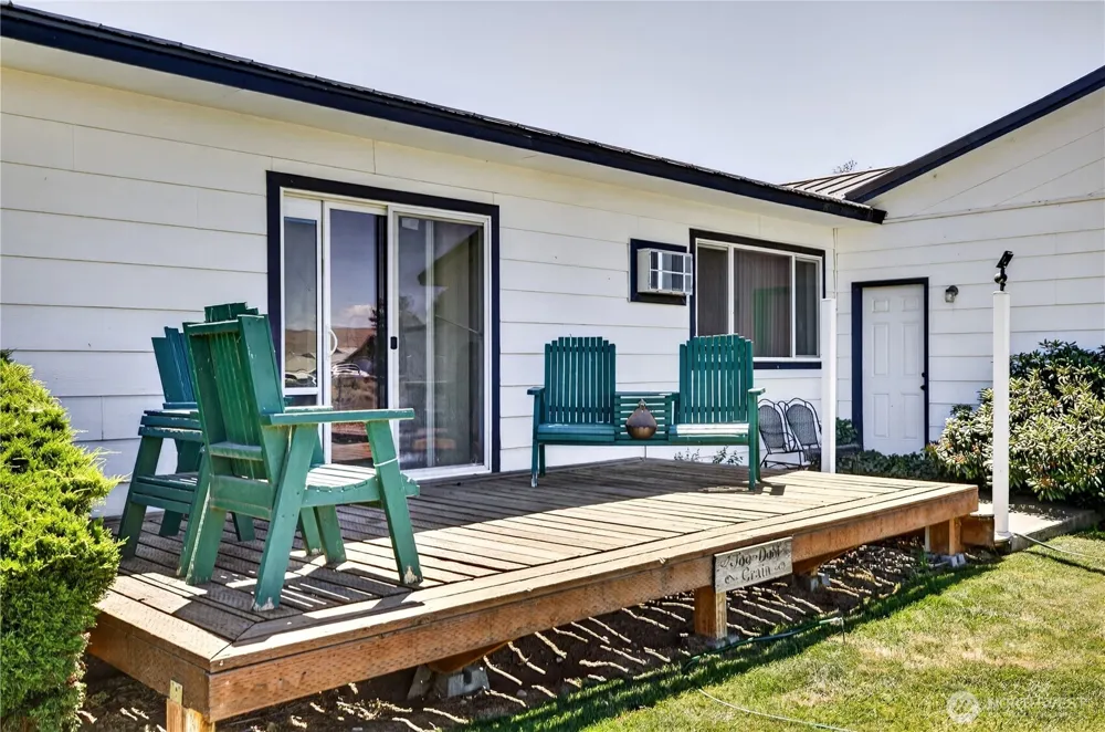 301 Arrowhead Place SW Mattawa, WA 99349