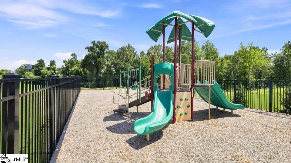 4137 Springshire Lane Boiling Springs, SC 29316