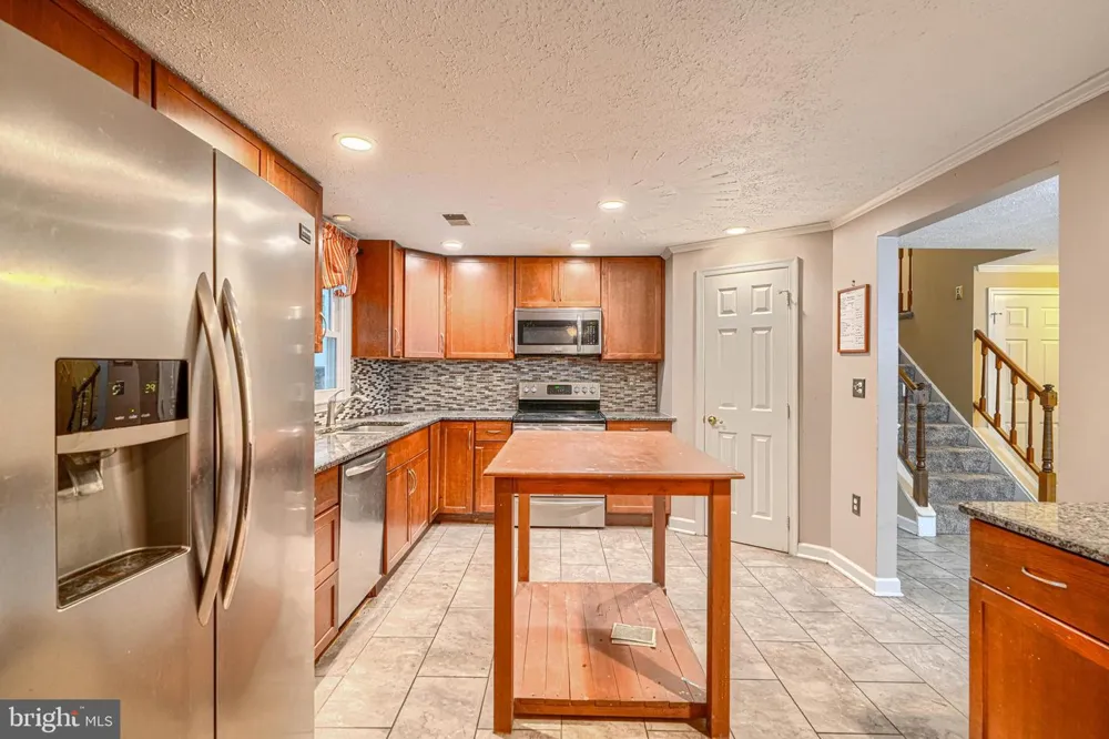 3009 SHERWOOD ROAD Waldorf, MD 20601