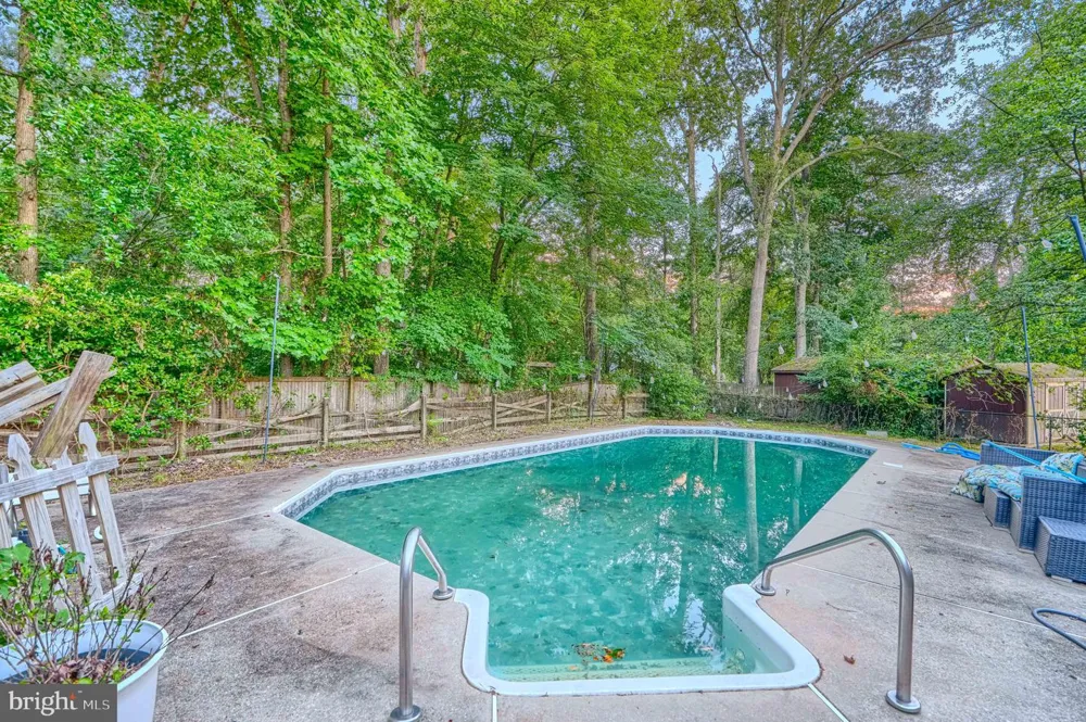 3009 SHERWOOD ROAD Waldorf, MD 20601