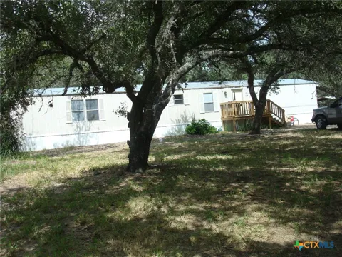 118 Country Oaks Drive