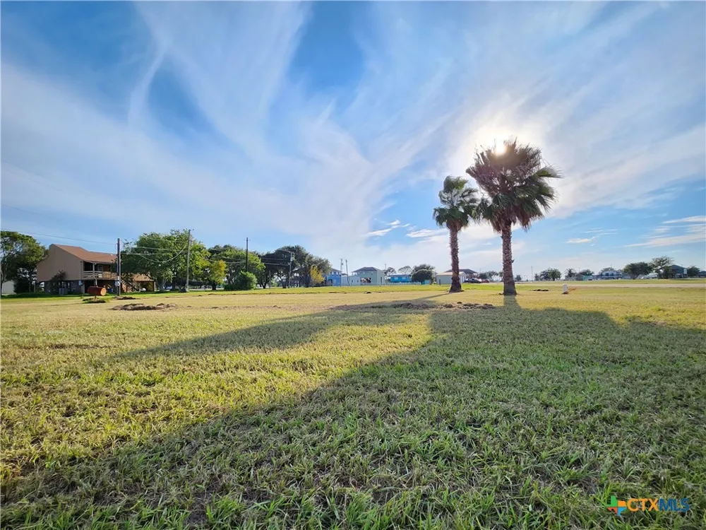 Mollnar Drive Palacios, TX 77465
