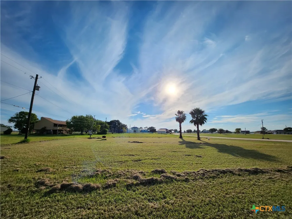 Mollnar Drive Palacios, TX 77465