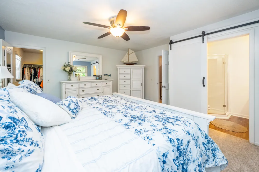 2240 Pleasant Hill Drive Norton Shores City, MI 49441