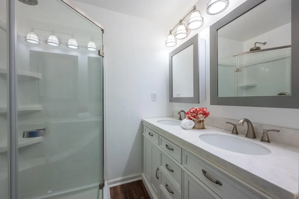 2240 Pleasant Hill Drive Norton Shores City, MI 49441