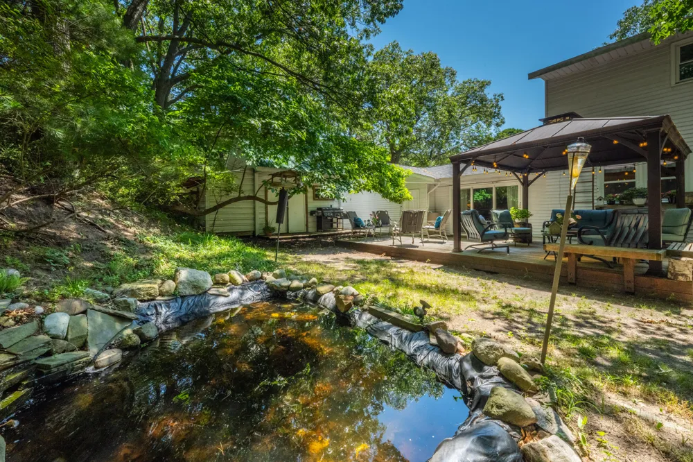 2240 Pleasant Hill Drive Norton Shores City, MI 49441