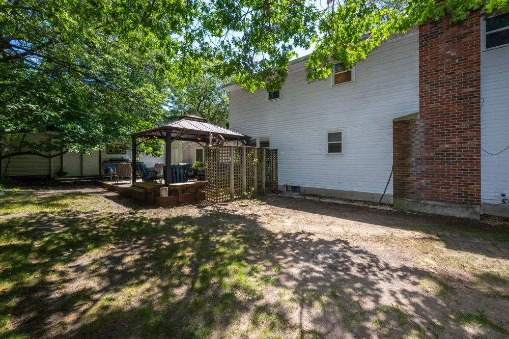 2240 Pleasant Hill Drive Norton Shores City, MI 49441