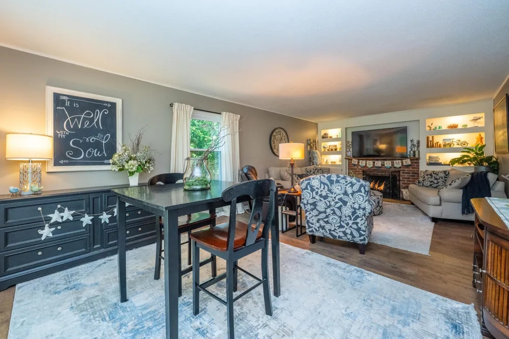 2240 Pleasant Hill Drive Norton Shores City, MI 49441