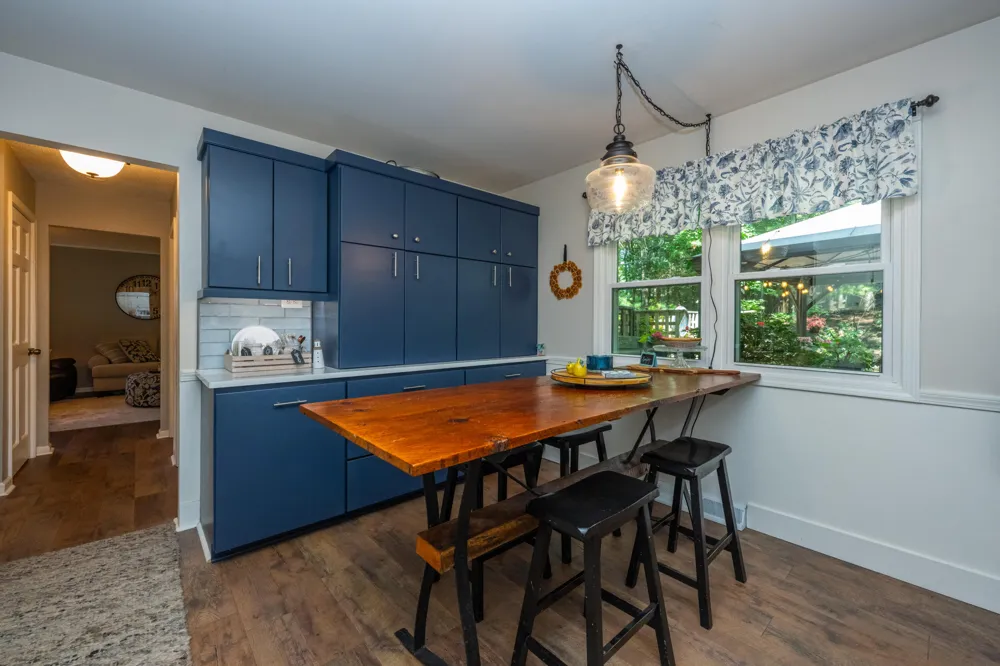 2240 Pleasant Hill Drive Norton Shores City, MI 49441