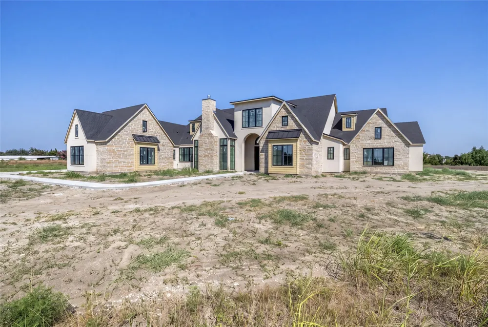 900 Healey Drive Fairview, TX 75069