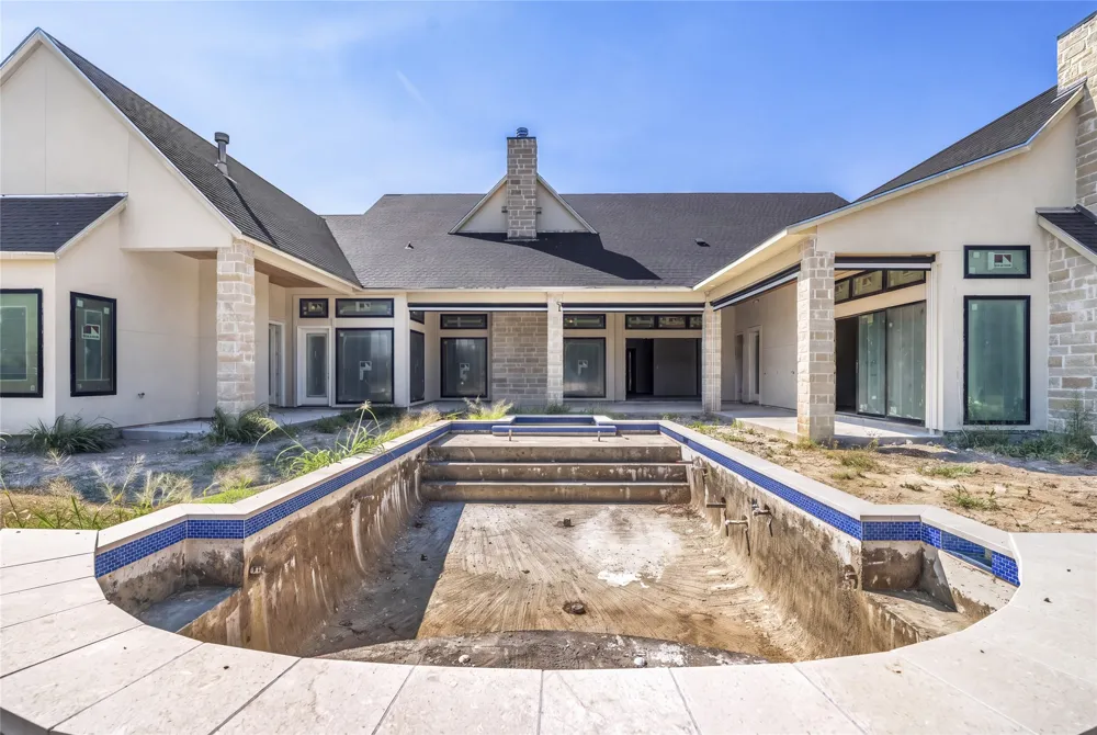 900 Healey Drive Fairview, TX 75069