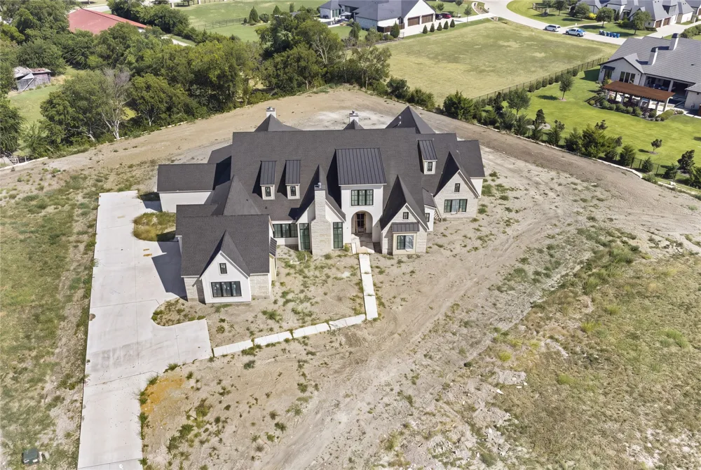 900 Healey Drive Fairview, TX 75069