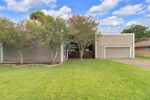 1217 Ivy Avenue