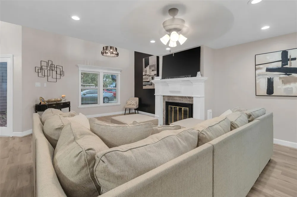 1217 Ivy Avenue Deer Park, TX 77536
