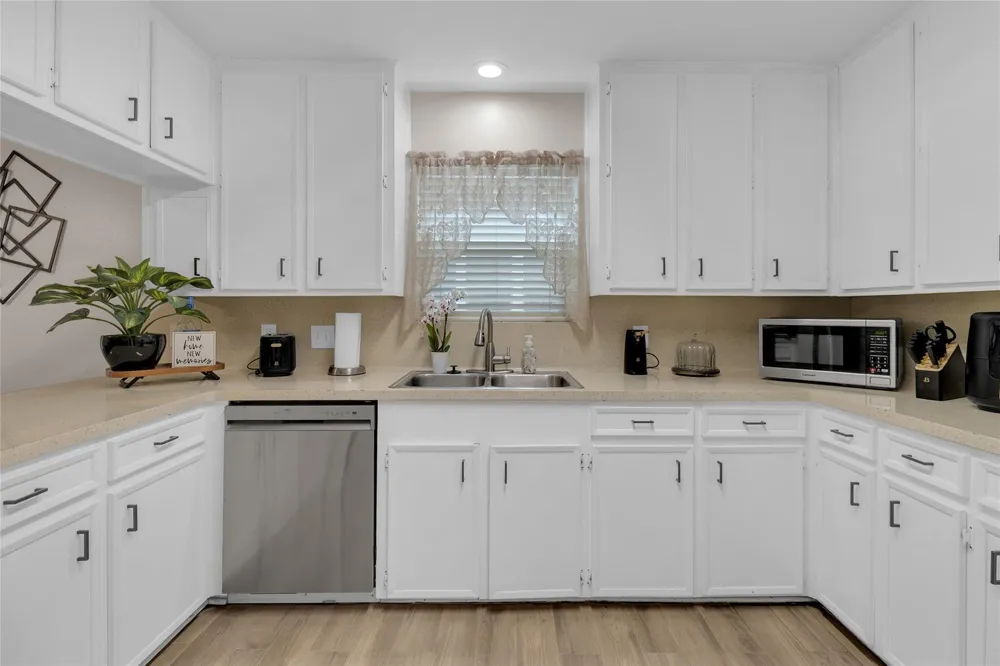1217 Ivy Avenue Deer Park, TX 77536