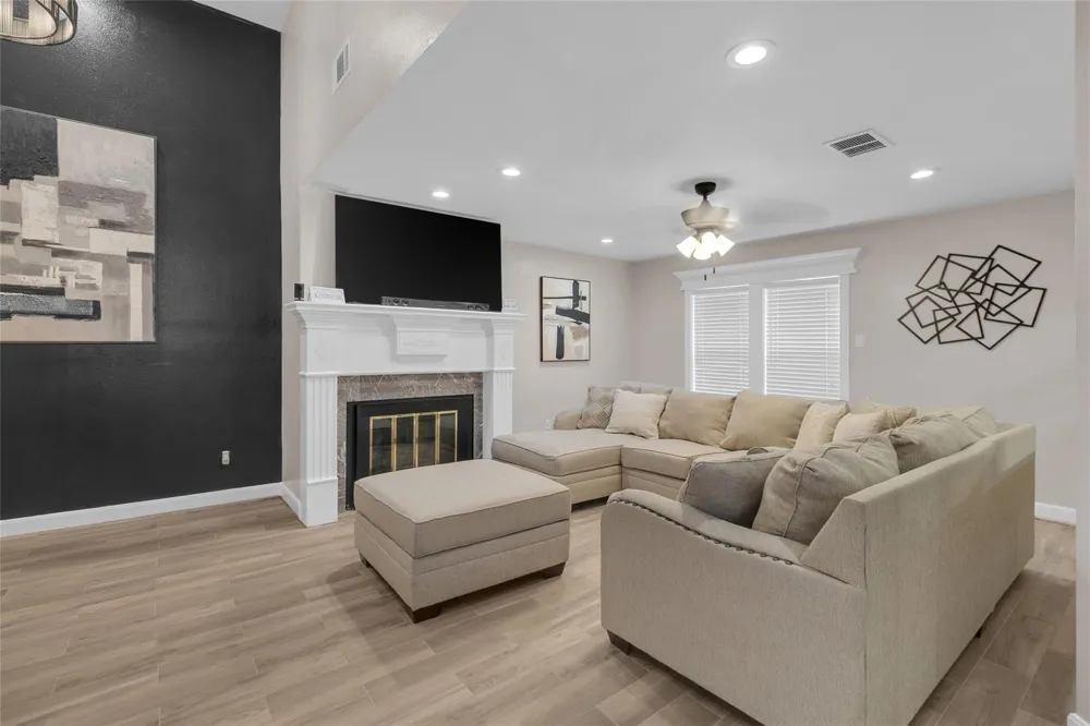 1217 Ivy Avenue Deer Park, TX 77536