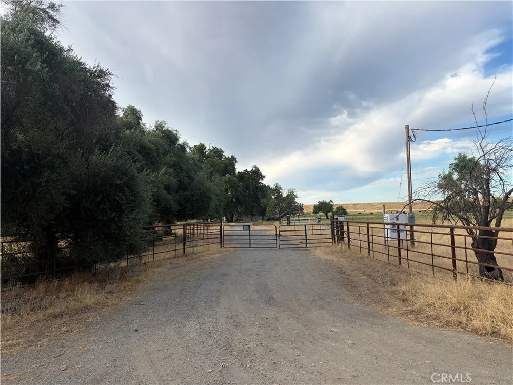 19115 Simpson Road Corning, CA 96021