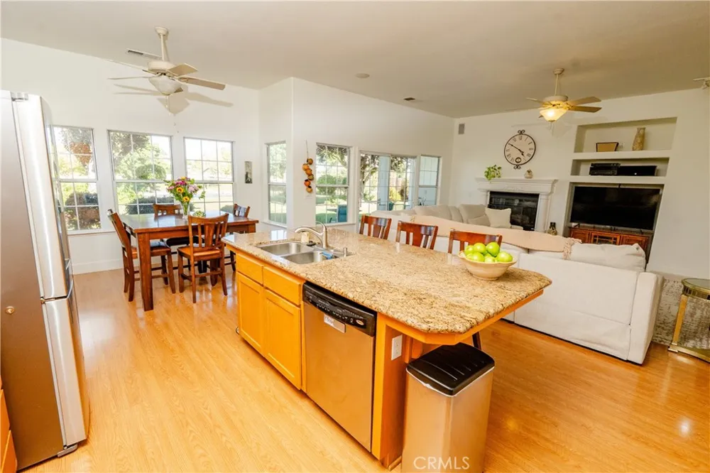 6643 Desert Springs Chowchilla, CA 93610