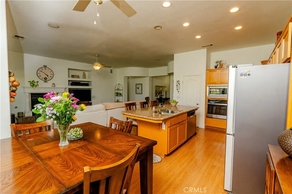 6643 Desert Springs Chowchilla, CA 93610