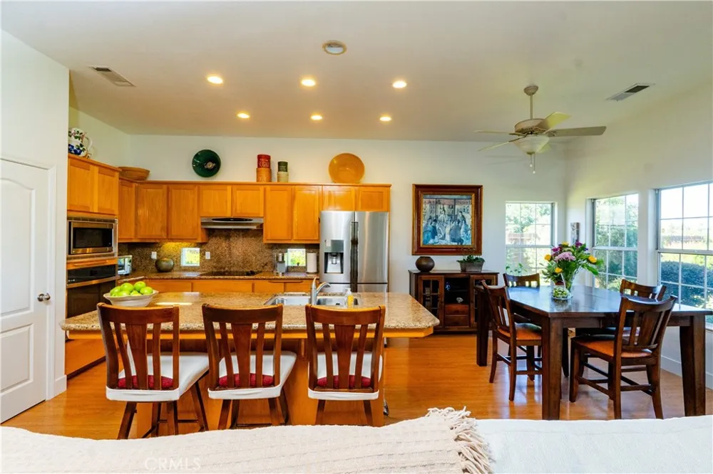 6643 Desert Springs Chowchilla, CA 93610