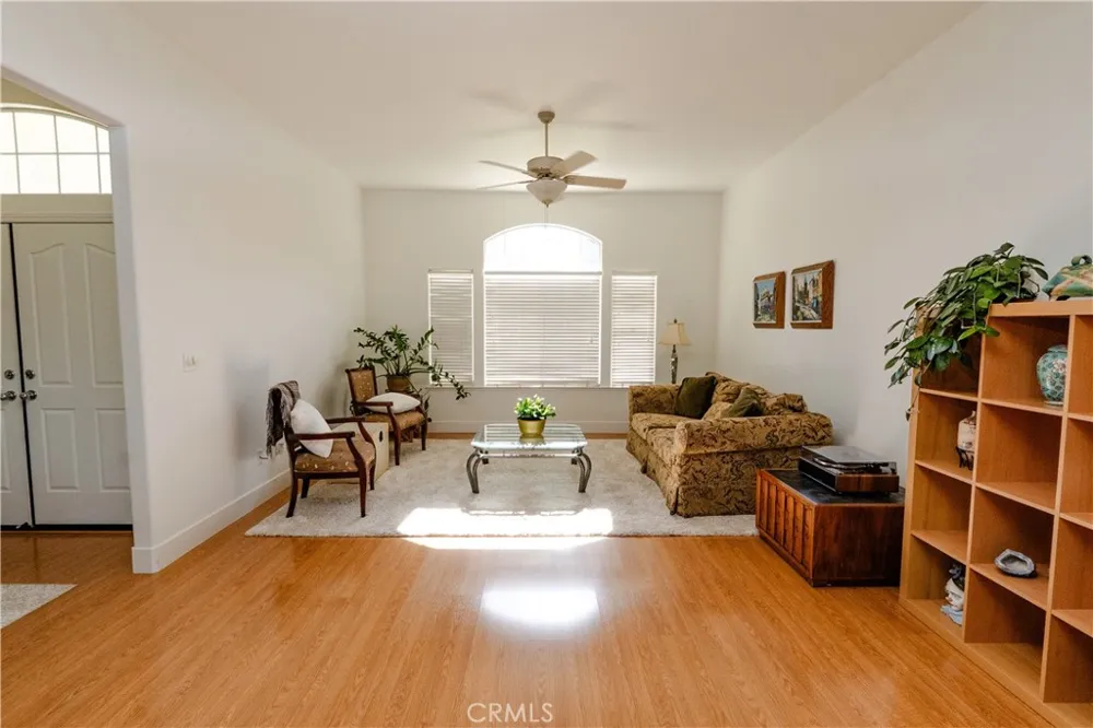 6643 Desert Springs Chowchilla, CA 93610