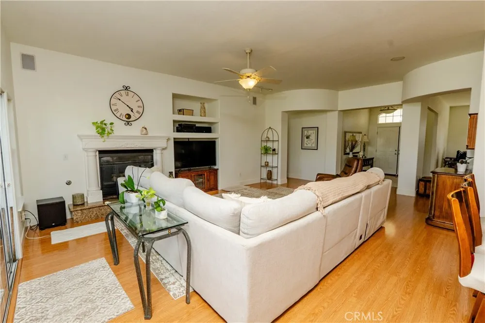 6643 Desert Springs Chowchilla, CA 93610