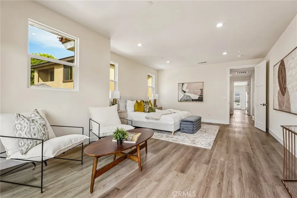 677 Castlehill Walnut, CA 91789