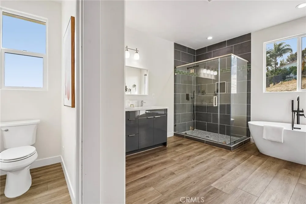 677 Castlehill Walnut, CA 91789