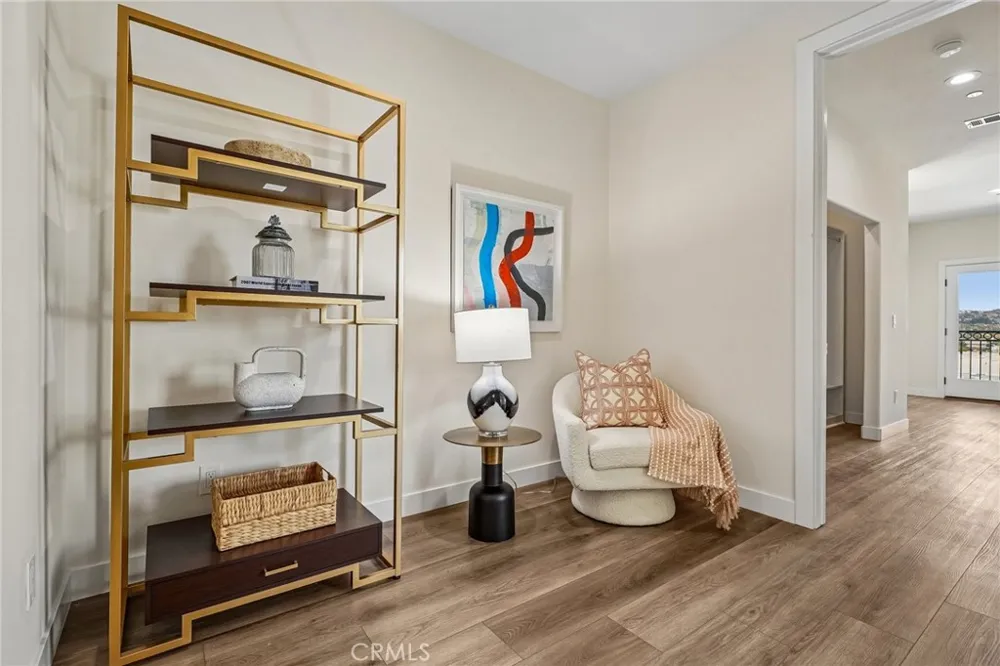 677 Castlehill Walnut, CA 91789