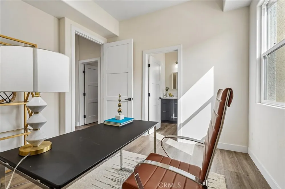 677 Castlehill Walnut, CA 91789